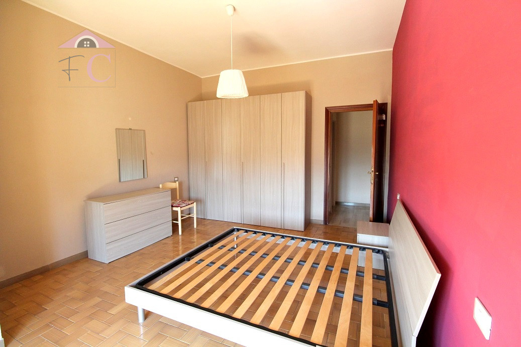 narni scalo-zona centrale-via del parco-appartamento-buono stato-balcone-cantina 15.png